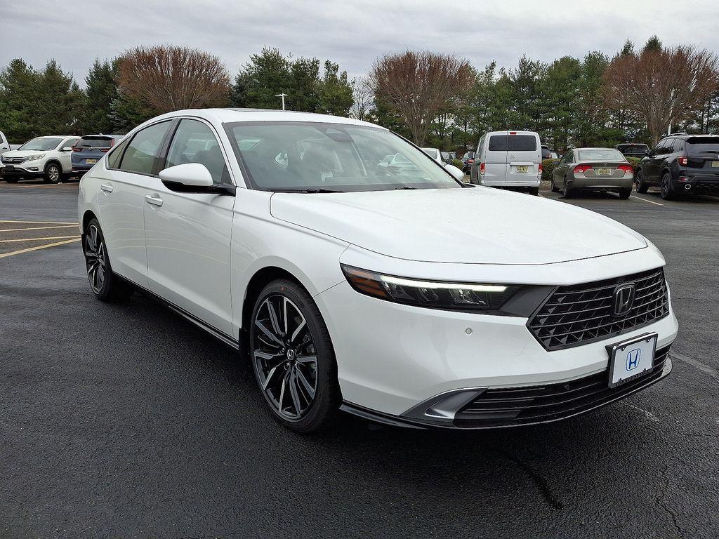 new 2025 Honda Accord Hybrid car, priced at $40,905