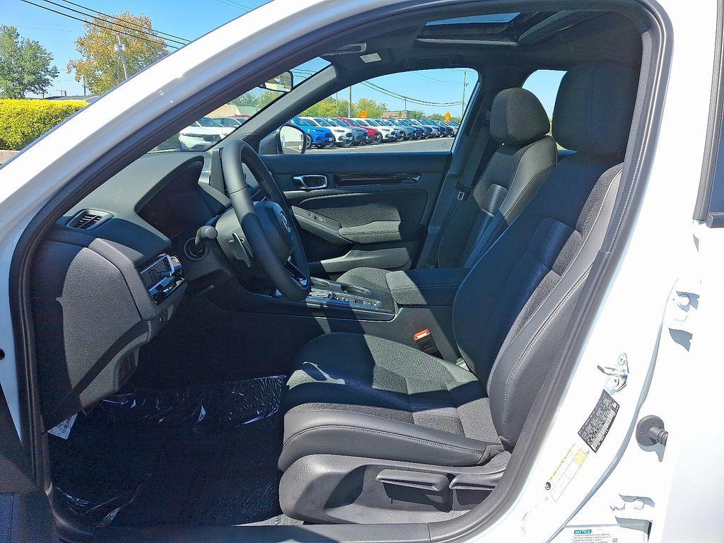 new 2026 Honda Civic Hybrid car, priced at $32,100