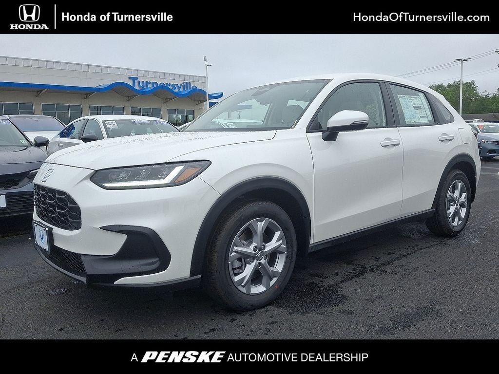 new 2025 Honda HR-V car, priced at $28,750