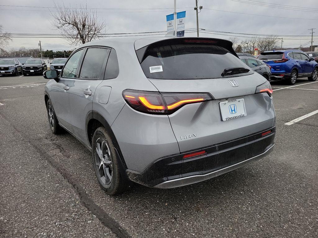 new 2025 Honda HR-V car, priced at $32,395