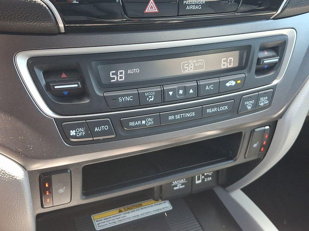 used 2022 Honda Pilot car, priced at $31,380