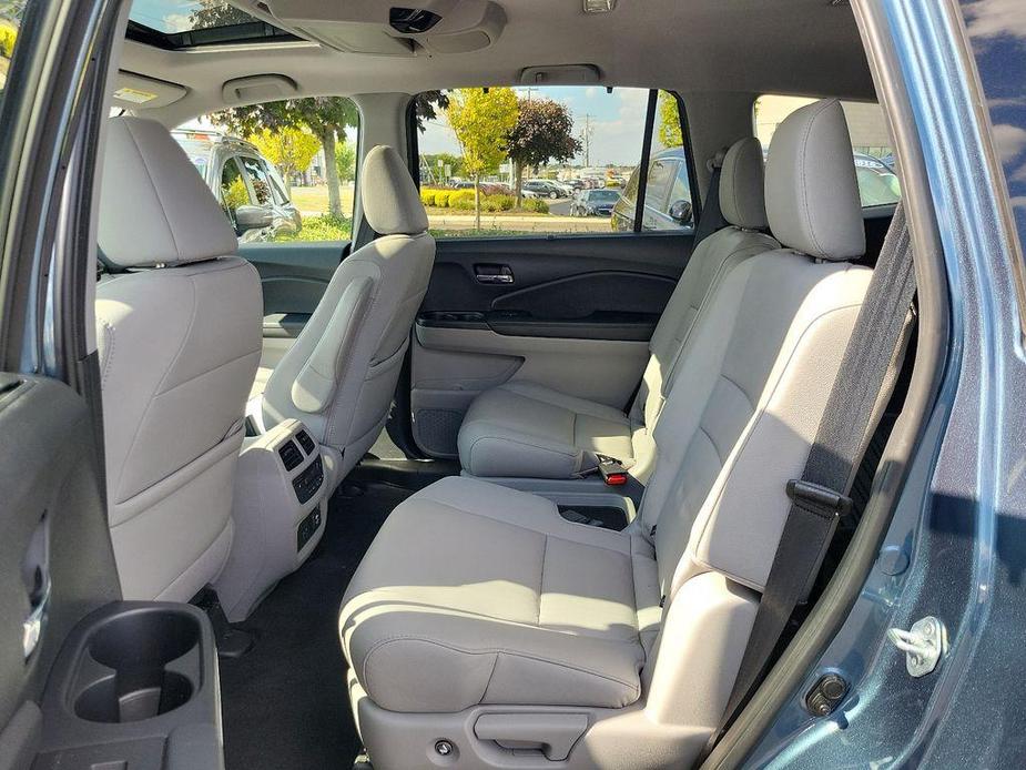 used 2021 Honda Pilot car, priced at $33,399