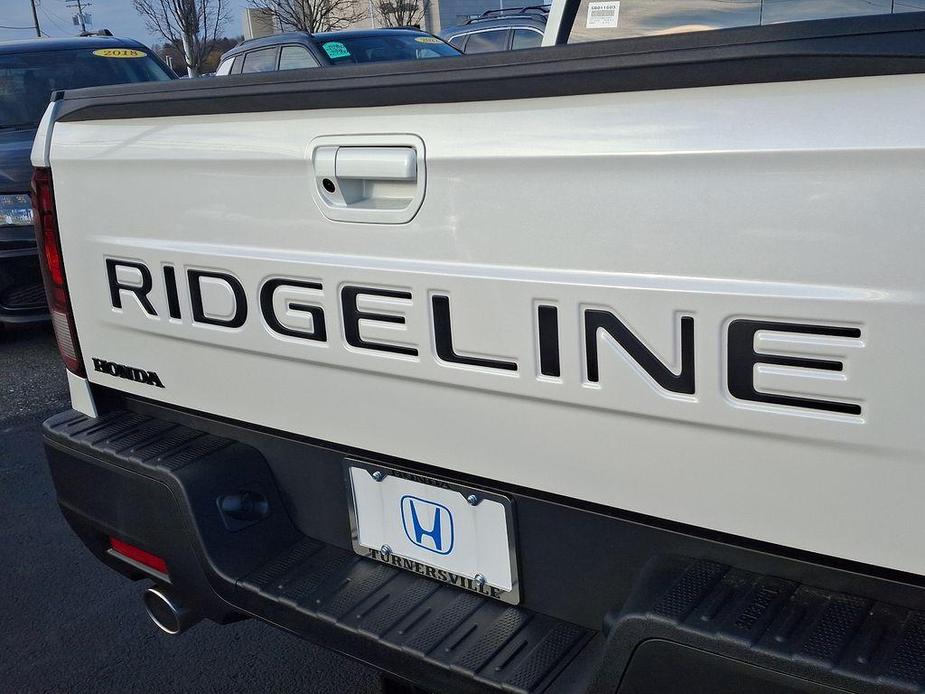 new 2025 Honda Ridgeline car, priced at $45,080