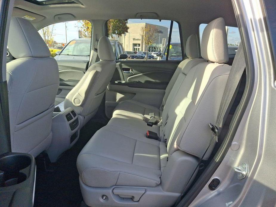 used 2021 Honda Pilot car, priced at $31,380