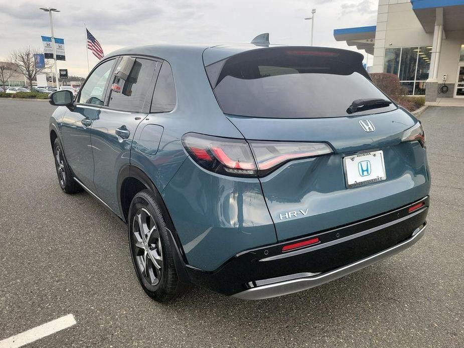 new 2025 Honda HR-V car, priced at $32,805