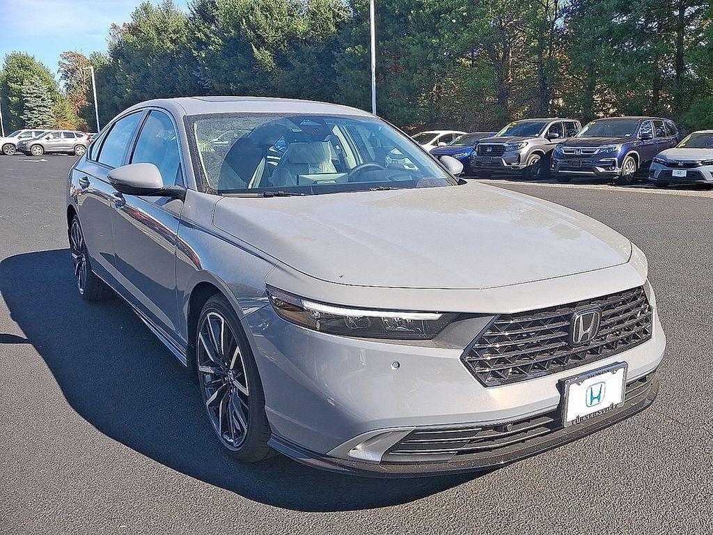 new 2025 Honda Accord Hybrid car, priced at $40,905