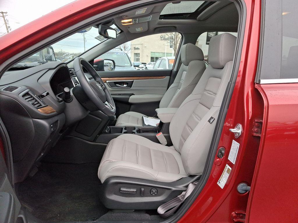 used 2021 Honda CR-V car, priced at $27,980