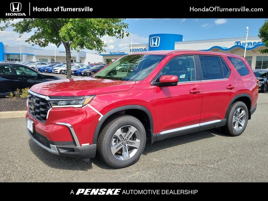 new 2025 Honda Pilot car, priced at $47,150