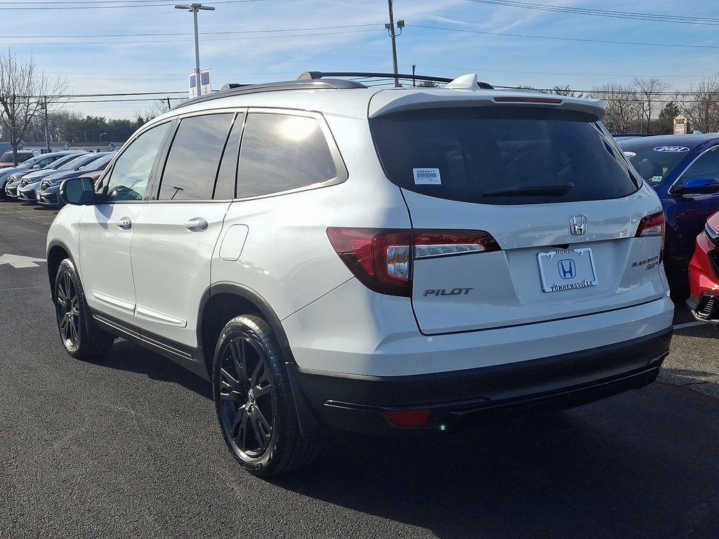 used 2022 Honda Pilot car, priced at $37,980