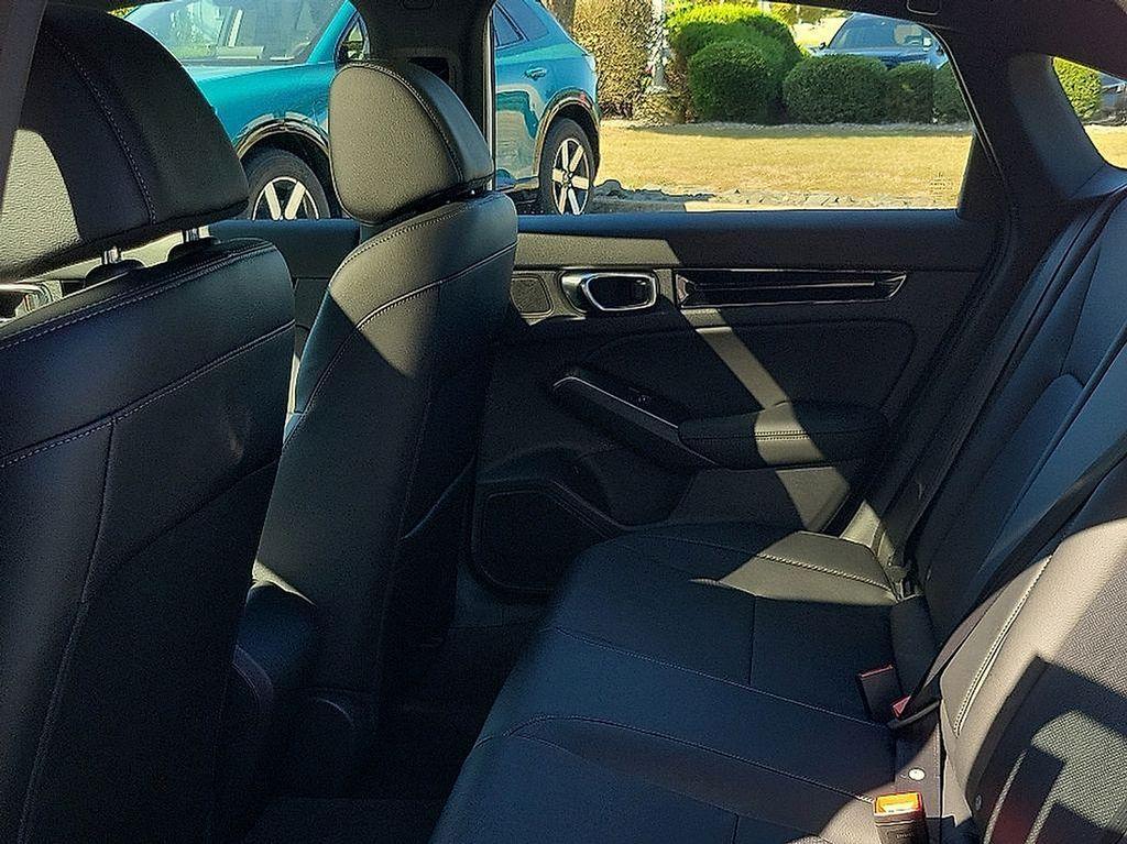 new 2025 Honda Civic Hybrid car, priced at $33,100