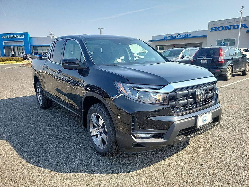 new 2025 Honda Ridgeline car, priced at $44,430