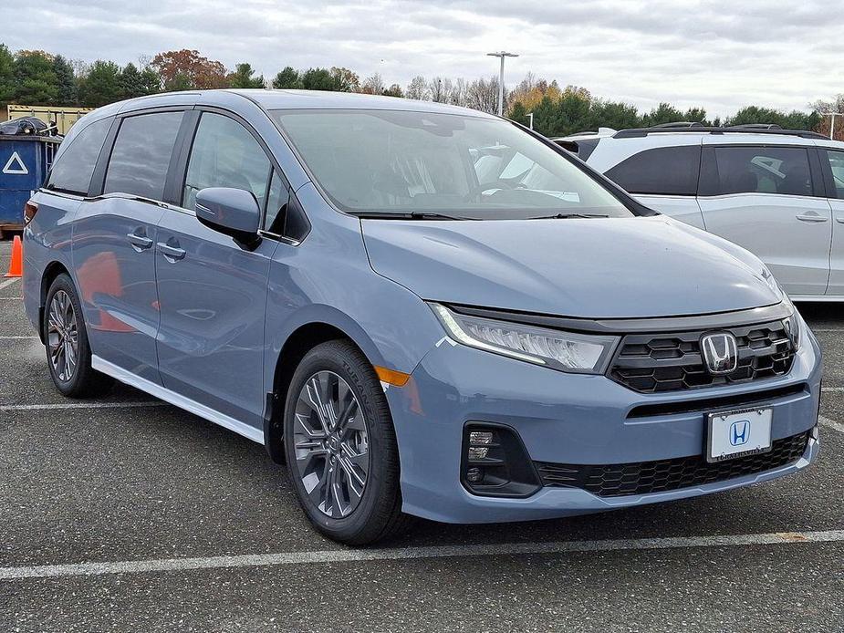 new 2025 Honda Odyssey car, priced at $48,460