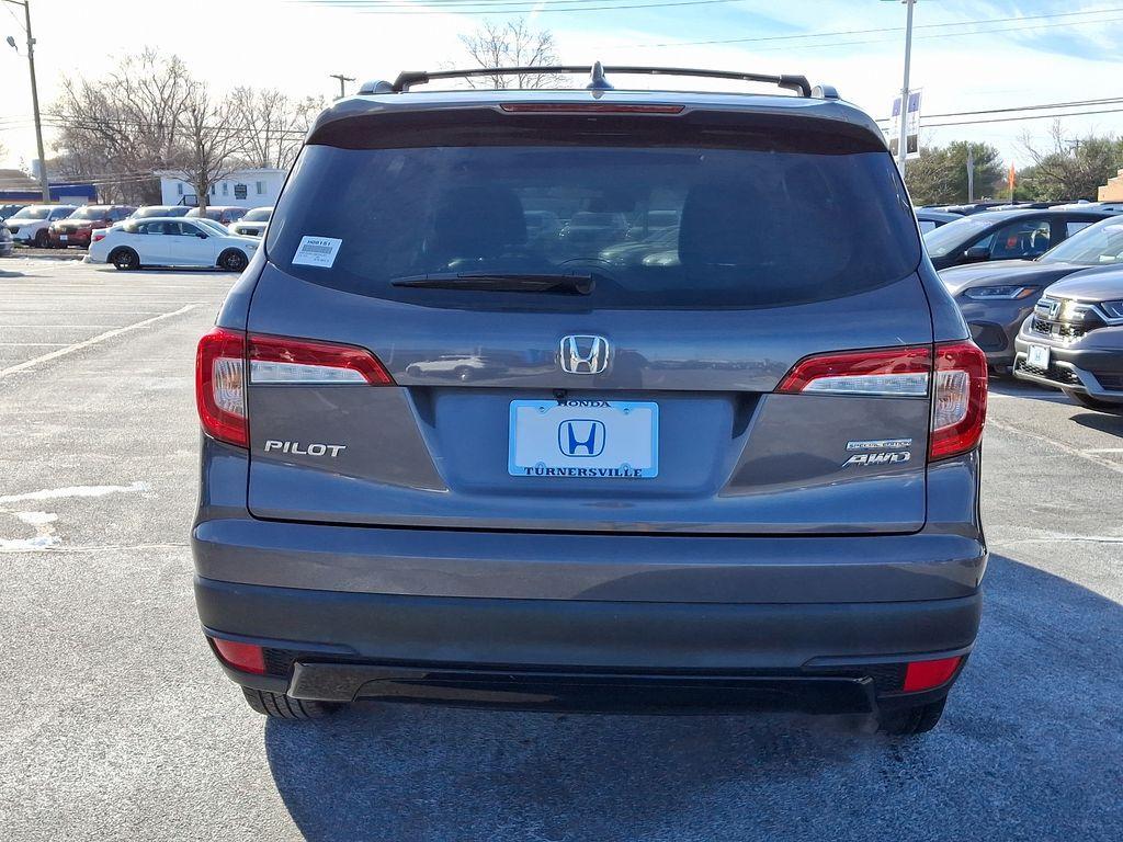 used 2022 Honda Pilot car, priced at $32,980