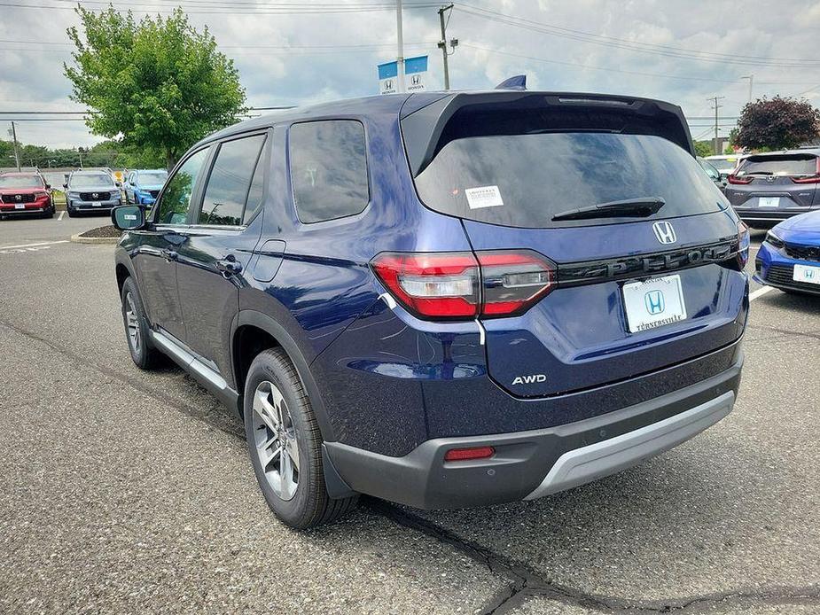 new 2025 Honda Pilot car, priced at $47,425