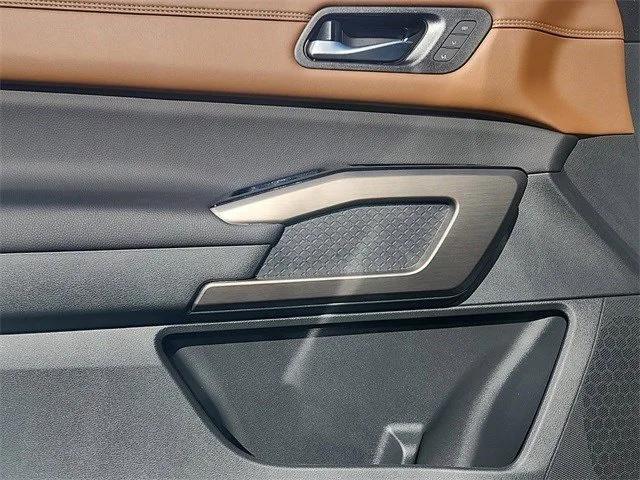 new 2025 Nissan Pathfinder car, priced at $54,035
