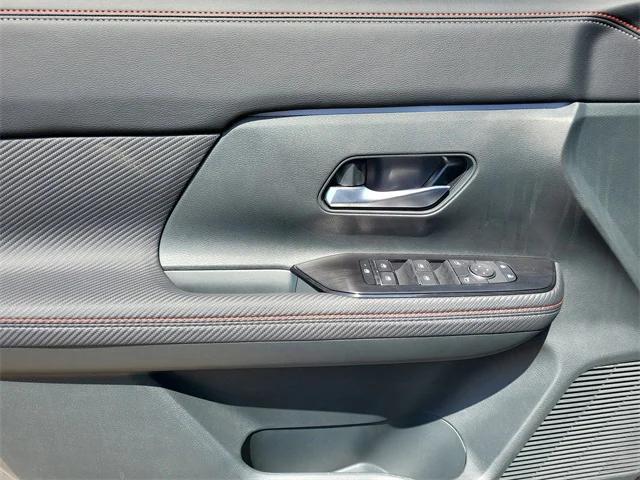 new 2025 Nissan Kicks car, priced at $28,075