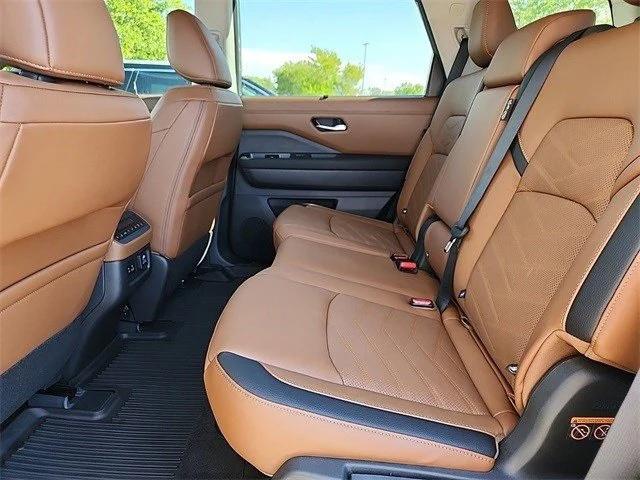 new 2025 Nissan Pathfinder car, priced at $51,500