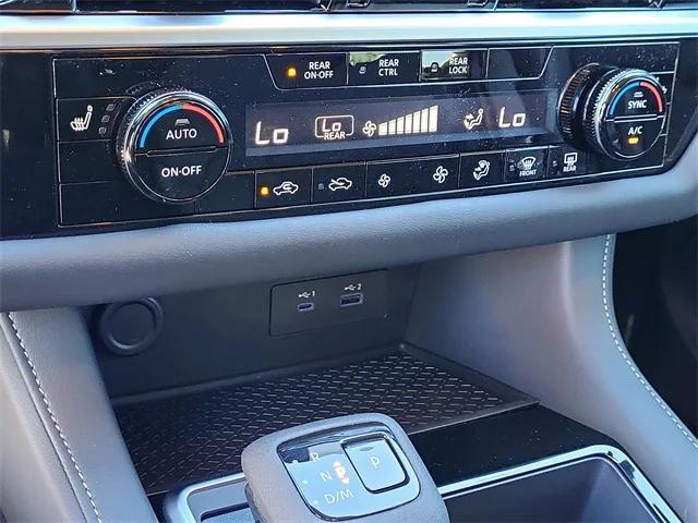 new 2025 Nissan Pathfinder car, priced at $37,375