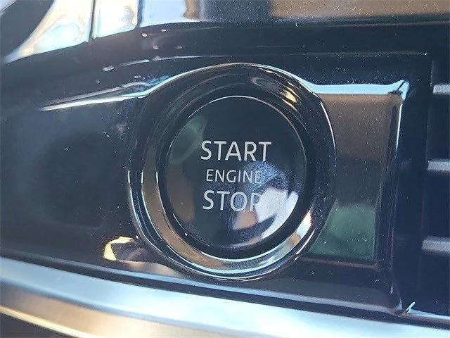 new 2025 Nissan Pathfinder car, priced at $39,260