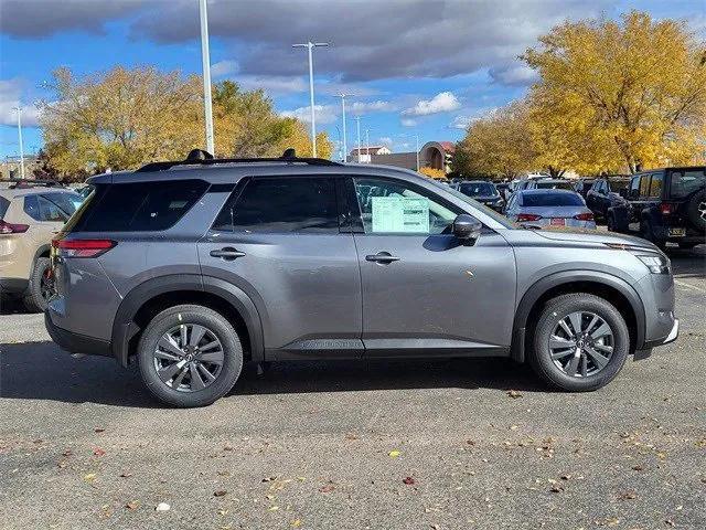 new 2025 Nissan Pathfinder car, priced at $39,260