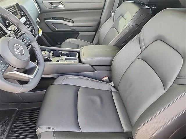 new 2025 Nissan Pathfinder car, priced at $39,590