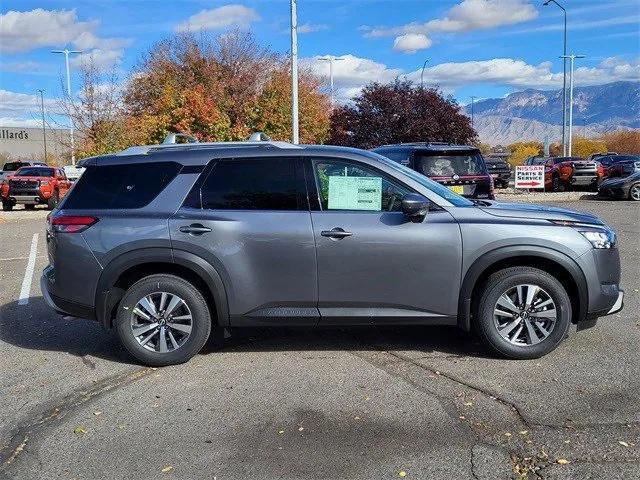 new 2025 Nissan Pathfinder car, priced at $39,590