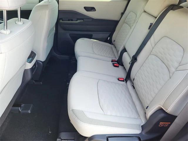 new 2025 Nissan Pathfinder car, priced at $44,260
