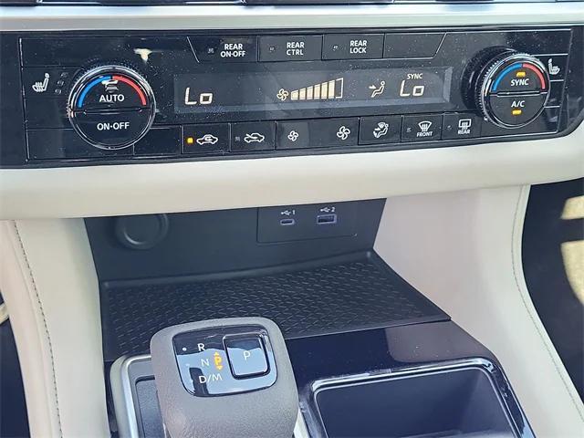 new 2025 Nissan Pathfinder car, priced at $44,260