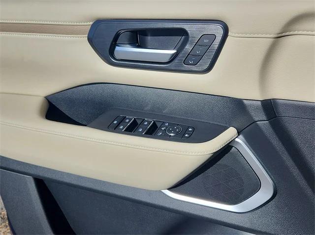 new 2025 Nissan Armada car, priced at $76,685