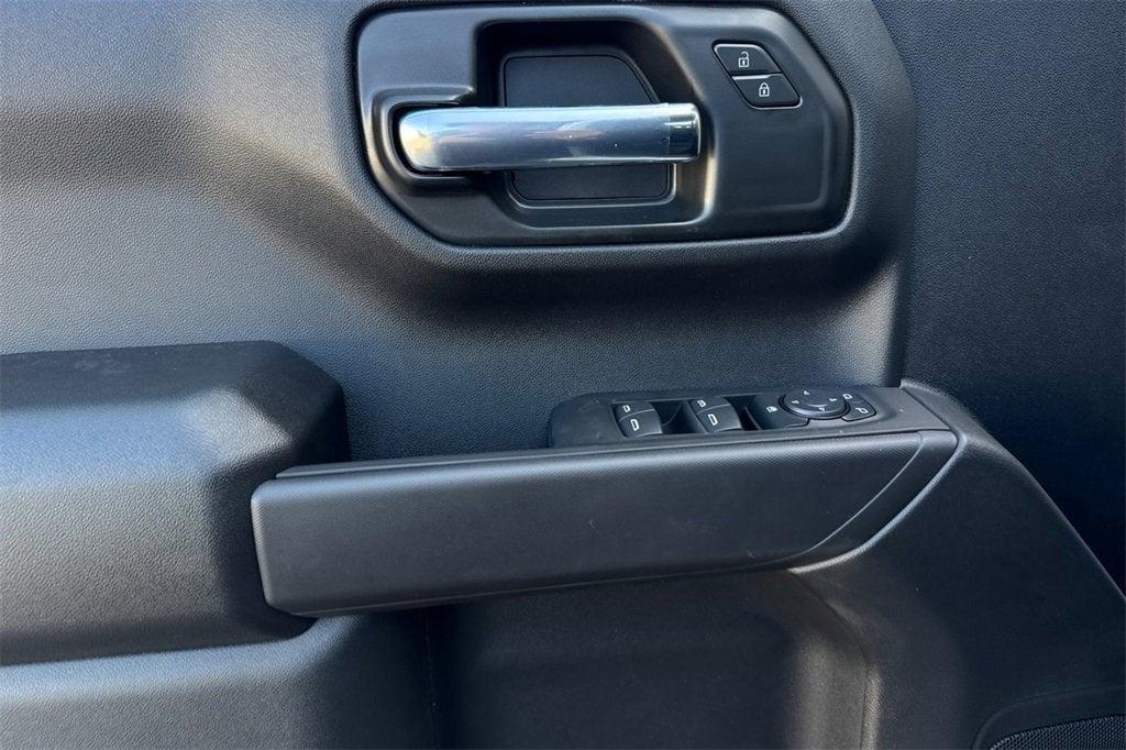 new 2025 Chevrolet Silverado 1500 car, priced at $52,456