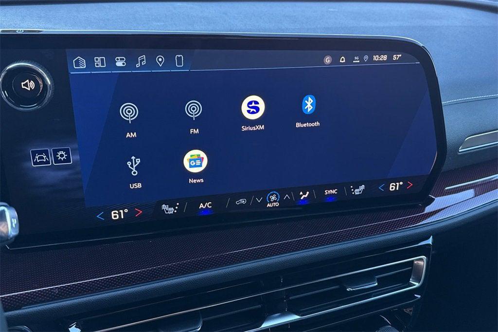 new 2026 Chevrolet Traverse car, priced at $50,024