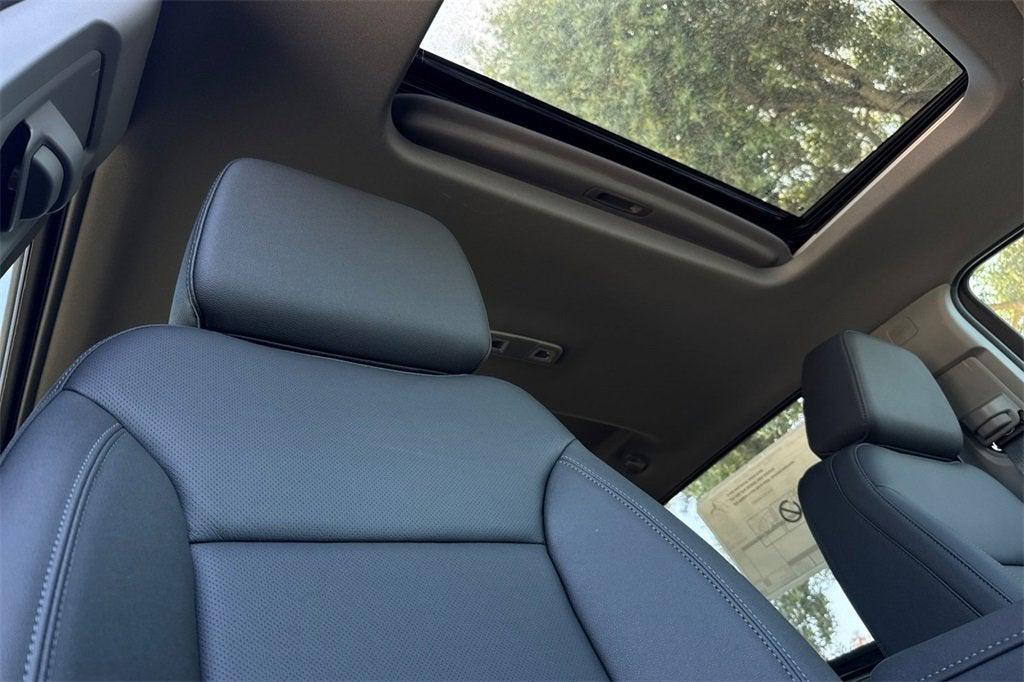 new 2025 Chevrolet Silverado 3500 car, priced at $83,164
