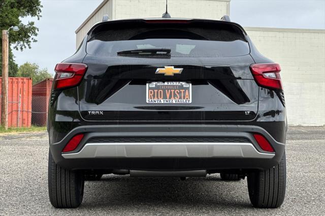 new 2025 Chevrolet Trax car, priced at $25,485