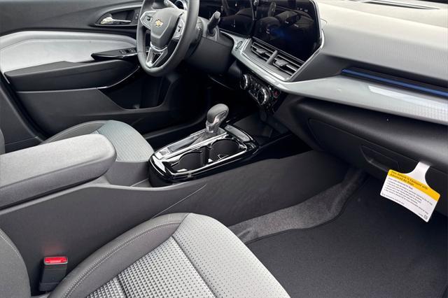 new 2025 Chevrolet Trax car, priced at $25,485