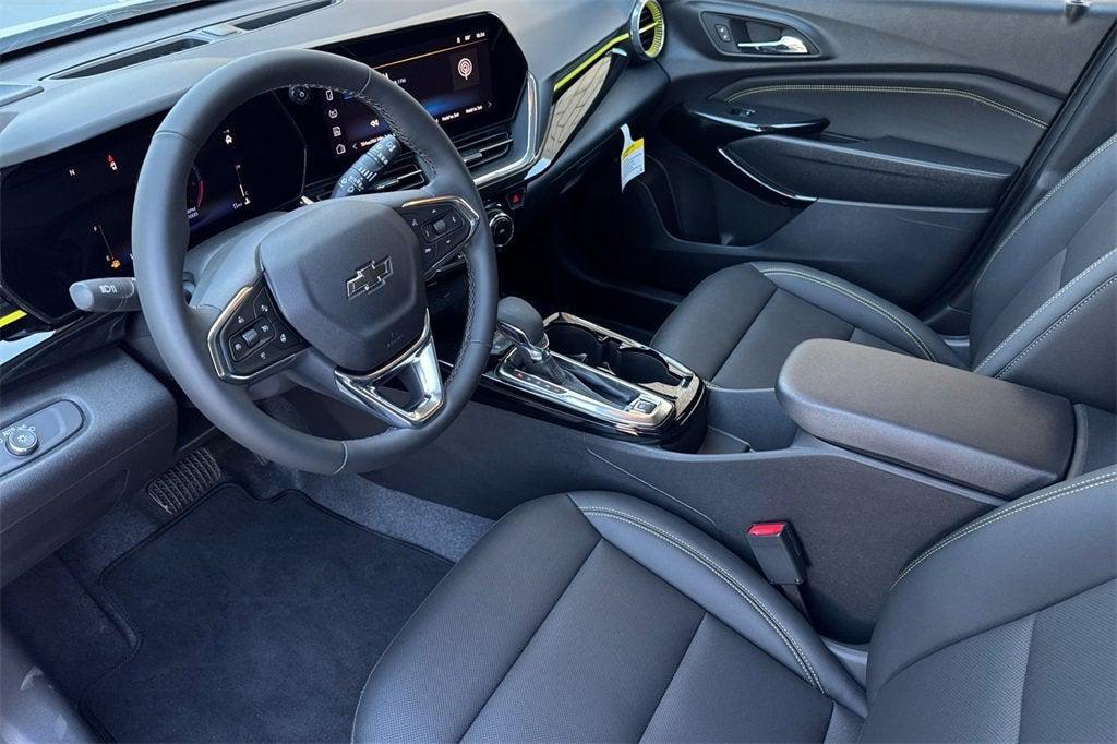 new 2025 Chevrolet Trax car, priced at $26,610