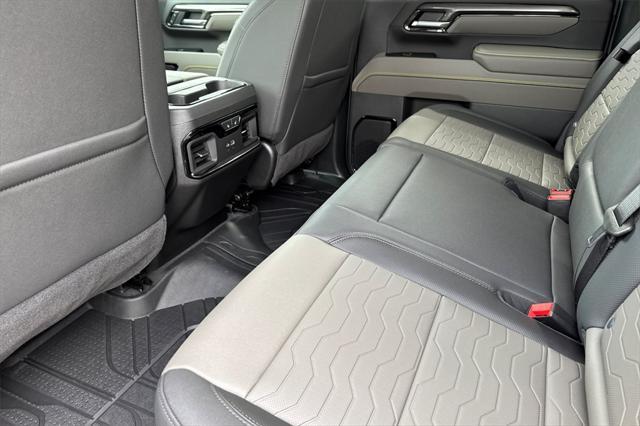 new 2025 Chevrolet Silverado 2500 car, priced at $88,960