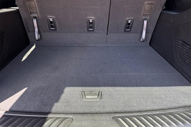 new 2025 Chevrolet Suburban car, priced at $69,475