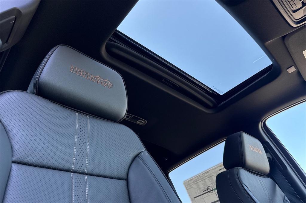 new 2025 Chevrolet Silverado 3500 car, priced at $87,606
