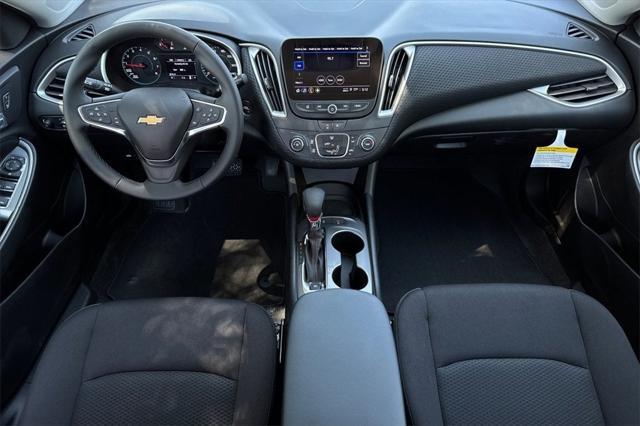 new 2025 Chevrolet Malibu car, priced at $27,262