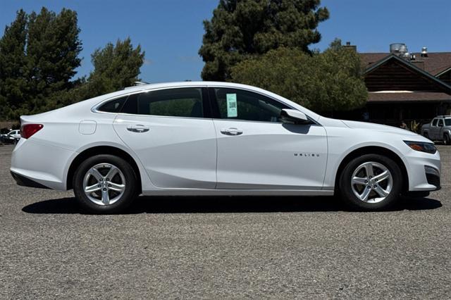 new 2025 Chevrolet Malibu car, priced at $26,995