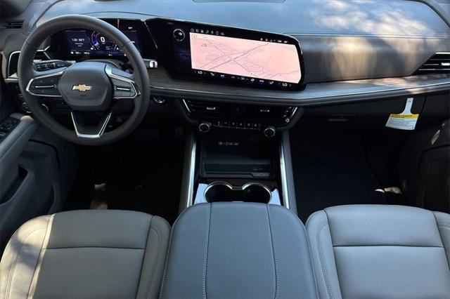 new 2025 Chevrolet Suburban car, priced at $72,689