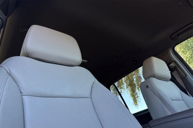new 2025 Chevrolet Suburban car, priced at $72,689