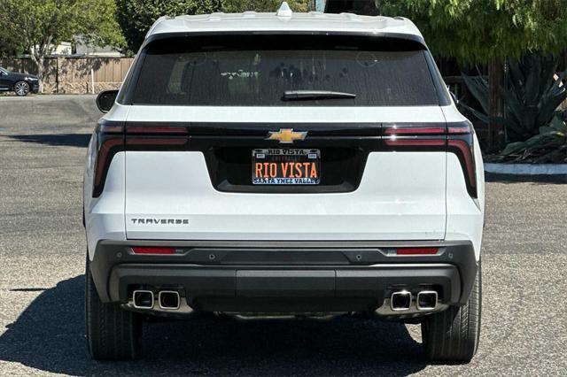 new 2024 Chevrolet Traverse car, priced at $38,995