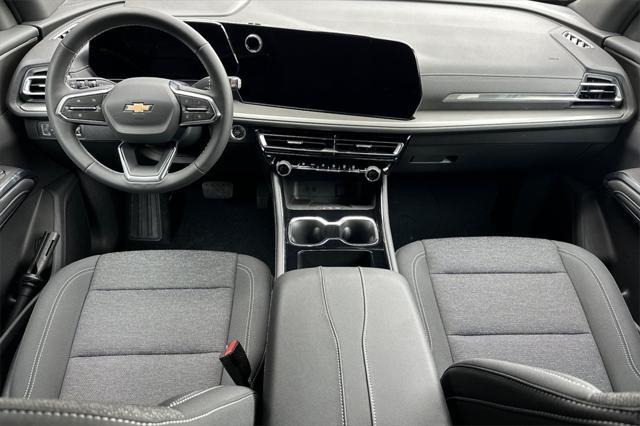 new 2025 Chevrolet Traverse car, priced at $42,095