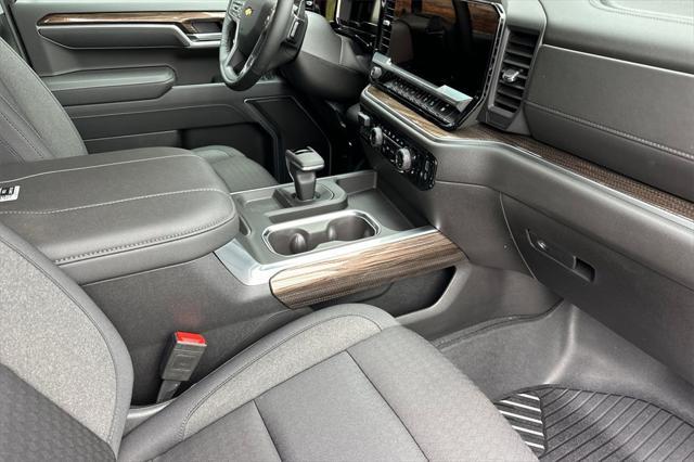 new 2025 Chevrolet Silverado 1500 car, priced at $61,475