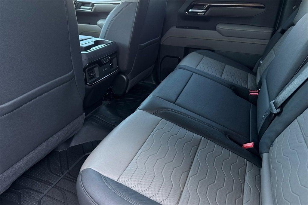 new 2025 Chevrolet Silverado 1500 car, priced at $72,212