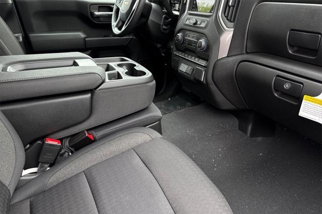 new 2025 Chevrolet Silverado 1500 car, priced at $42,008