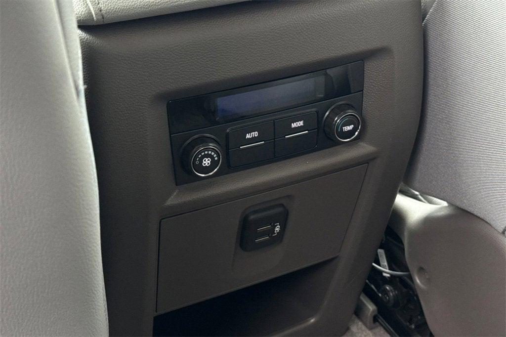 used 2020 Chevrolet Traverse car, priced at $28,763