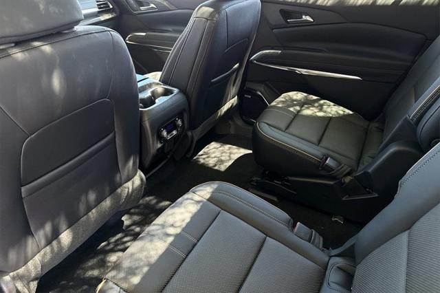 new 2025 Chevrolet Traverse car, priced at $59,520