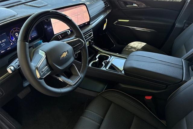 new 2025 Chevrolet Traverse car, priced at $59,520